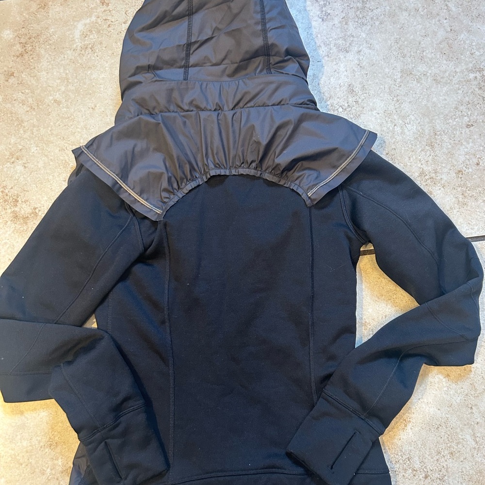 Lululemon Sprinter Zip Up Long Sleeve Jacket Knit SleevesHidden Hood Size 4 - Picture 8 of 11